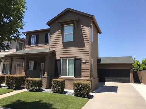 3323 Dewar Ln, Turlock, CA 95382 photo 1