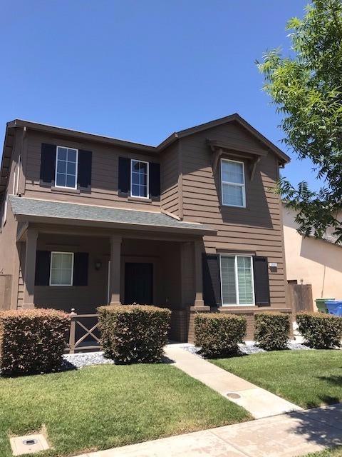 3323 Dewar Ln, Turlock, CA 95382 photo 2