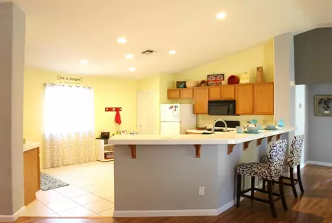 4253 Emmons Cir, Mather, CA 95655 photo 2
