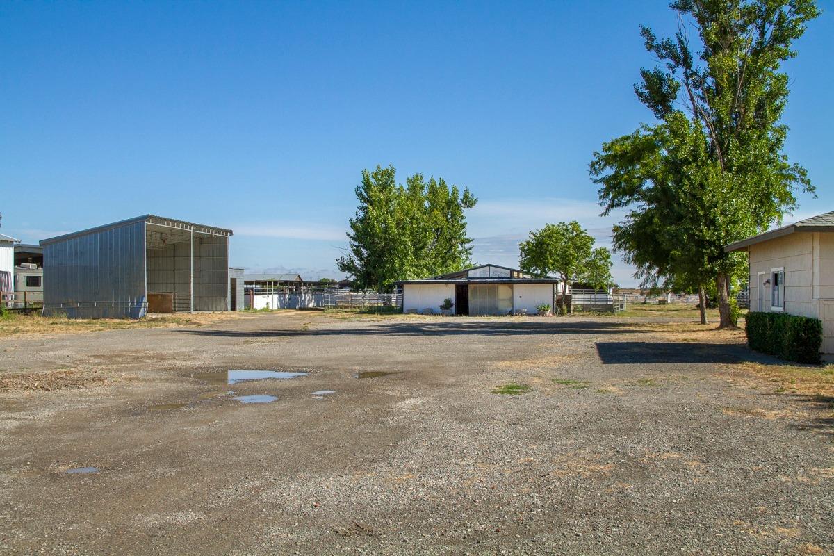 5121 Sweeney Rd, Winters, CA 95694 photo 2