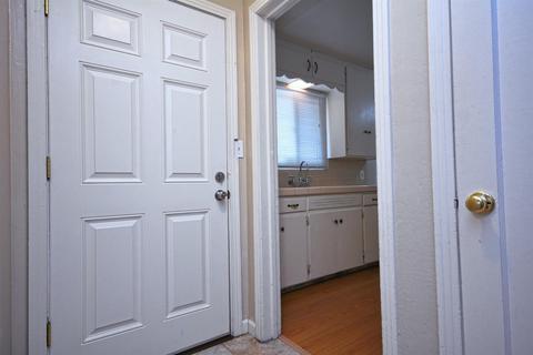 1611 Sunrise Ave, Modesto, CA 95350 photo 3