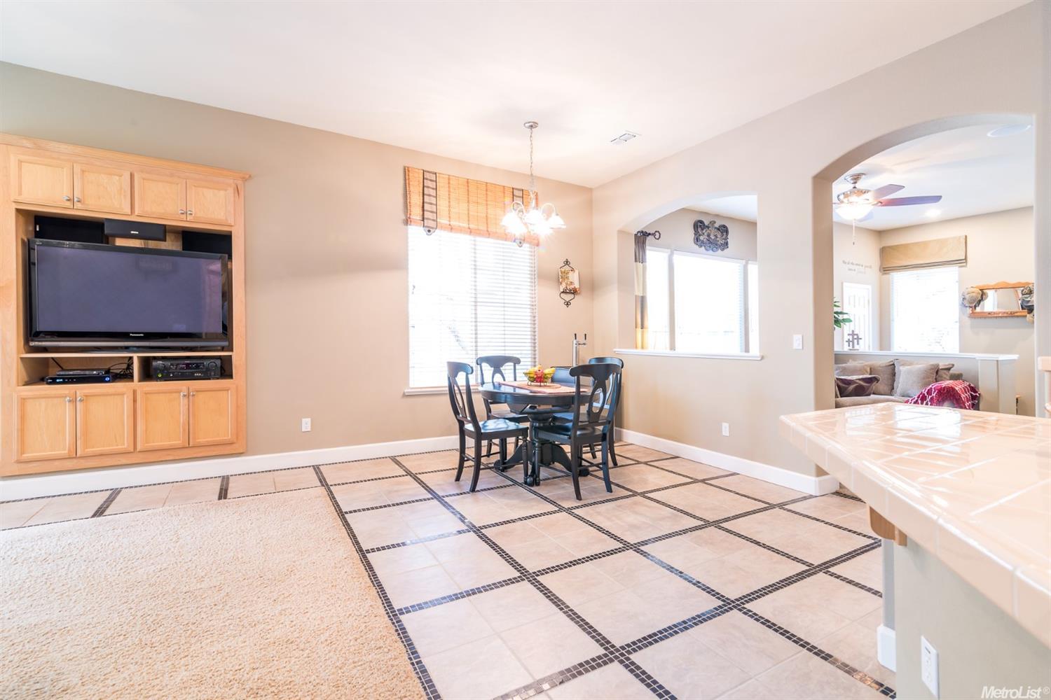 1670 Whispering Wind Dr, Tracy, CA 95377 photo 11