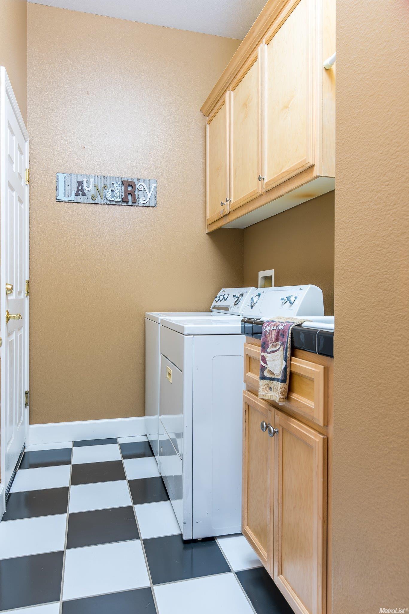 1670 Whispering Wind Dr, Tracy, CA 95377 photo 17