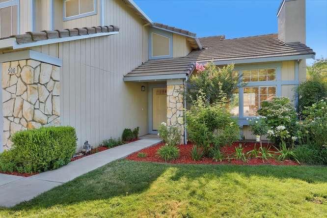 500 Silvertail Pl, Tracy, CA 95376 photo 2