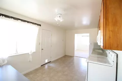 1031 6th St, Ripon, CA 95366 photo 8