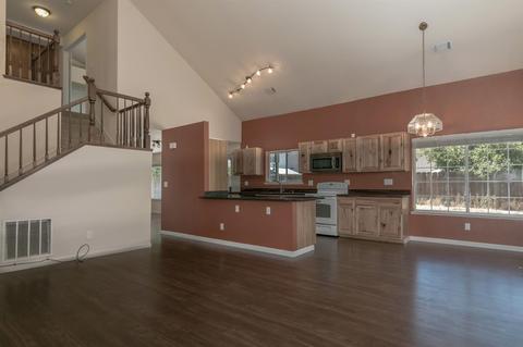 543 Chesterfield Dr, Patterson, CA 95363 photo 7