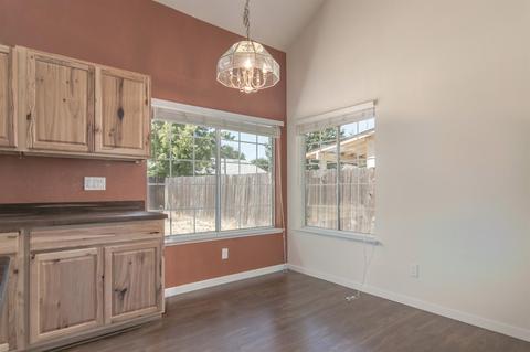 543 Chesterfield Dr, Patterson, CA 95363 photo 6