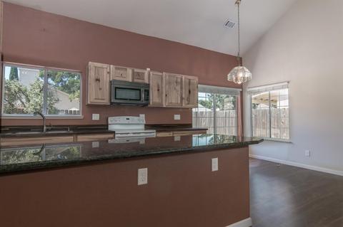 543 Chesterfield Dr, Patterson, CA 95363 photo 5