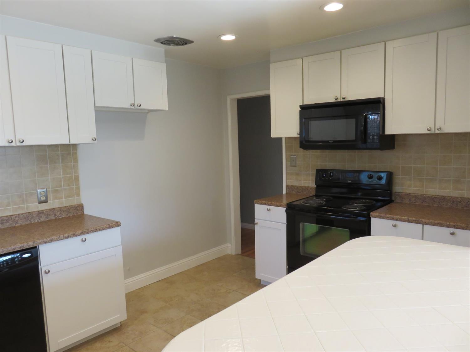 701 Edison Ave, Modesto, CA 95350 photo 13