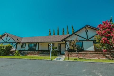 5501 Stately Oak Ln, Carmichael, CA 95608 photo 1