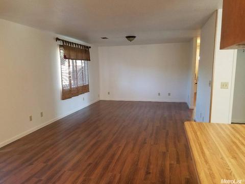 41 E Wallis, Gustine, CA 95322 photo 5