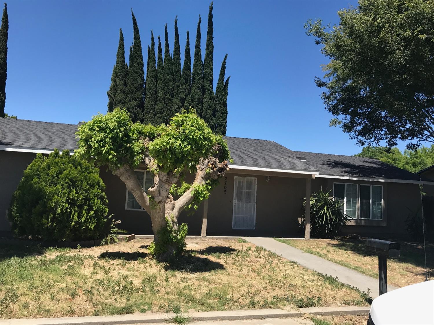 2709 Rose Ave, Ceres, CA 95307 photo 1