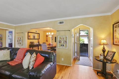 1115 W Walnut St, Lodi, CA 95240 photo 5