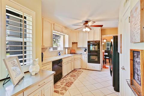 1115 W Walnut St, Lodi, CA 95240 photo 12