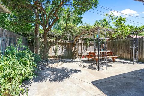 1115 W Walnut St, Lodi, CA 95240 photo 24