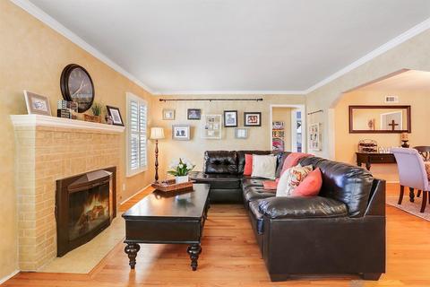 1115 W Walnut St, Lodi, CA 95240 photo 6