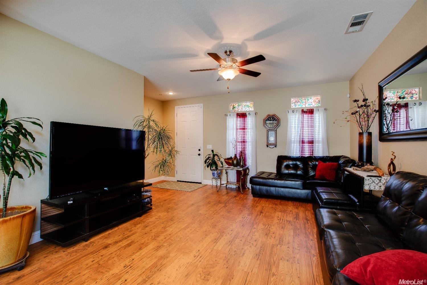 1518 Sephos St, Manteca, CA 95337 photo 5