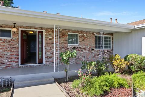2115 W Lodi Ave, Lodi, CA 95242 photo 2
