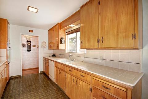 1390 Gary Way, Carmichael, CA 95608 photo 10