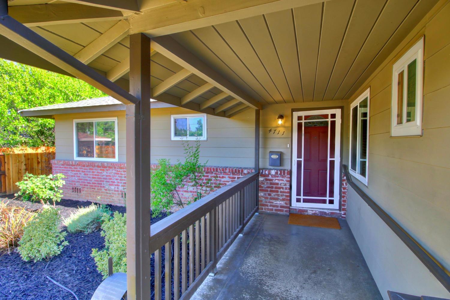 4711 Arden Way, Carmichael, CA 95608 photo 4