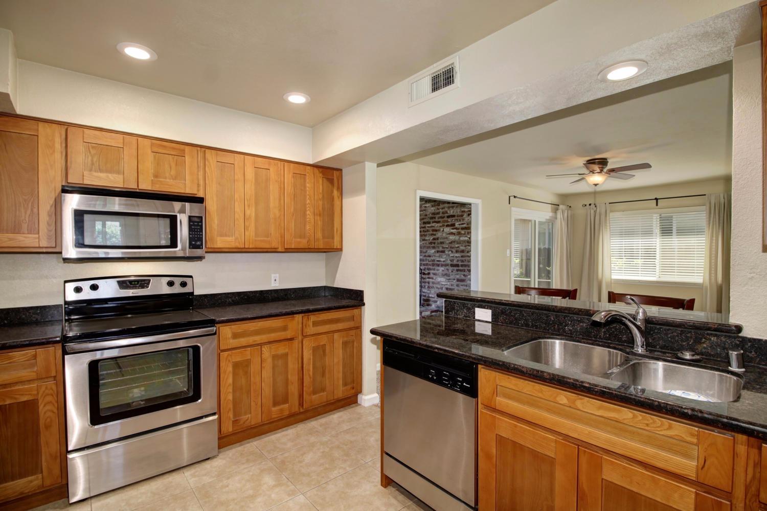 4711 Arden Way, Carmichael, CA 95608 photo 17