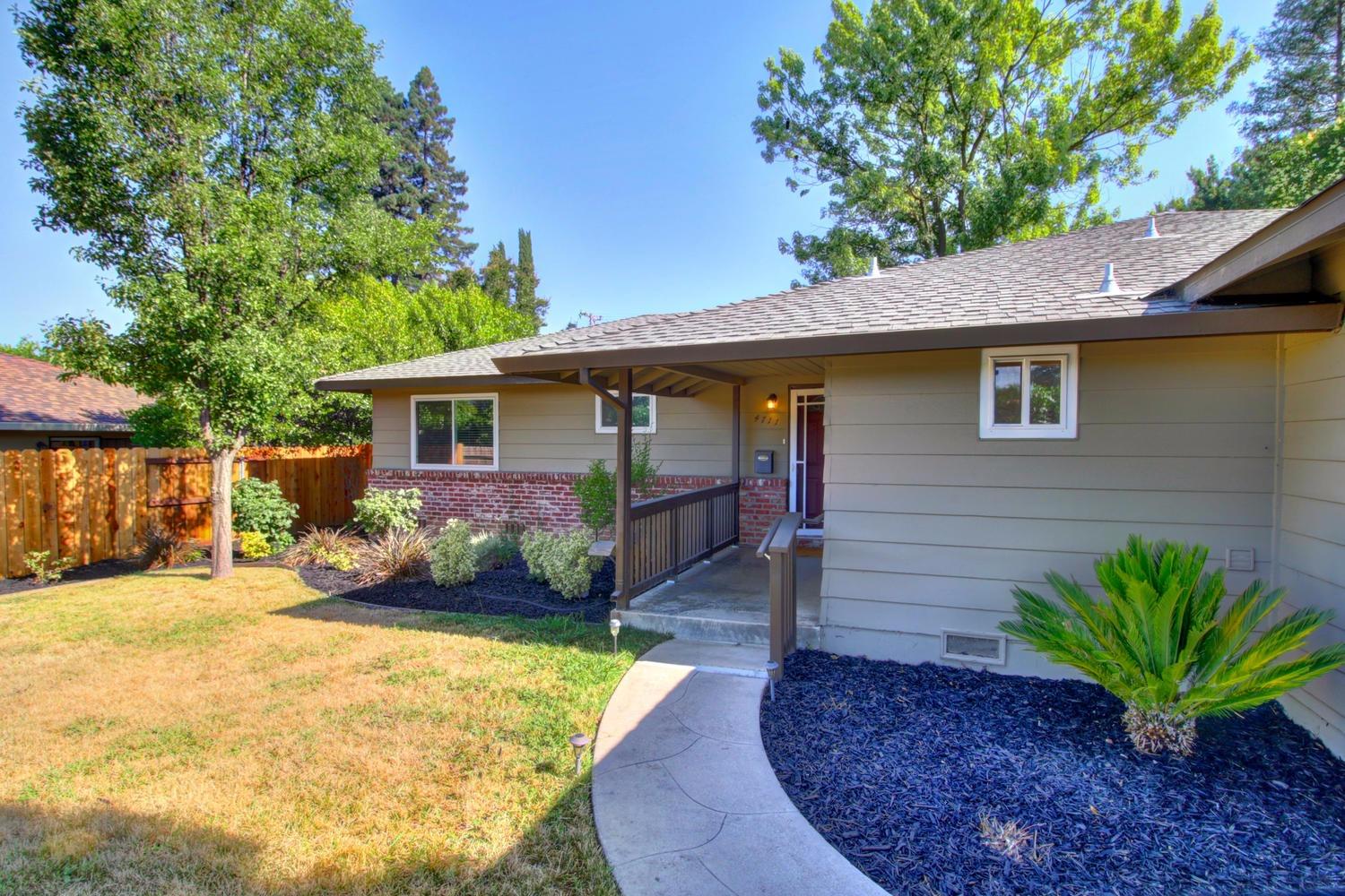 4711 Arden Way, Carmichael, CA 95608 photo 3