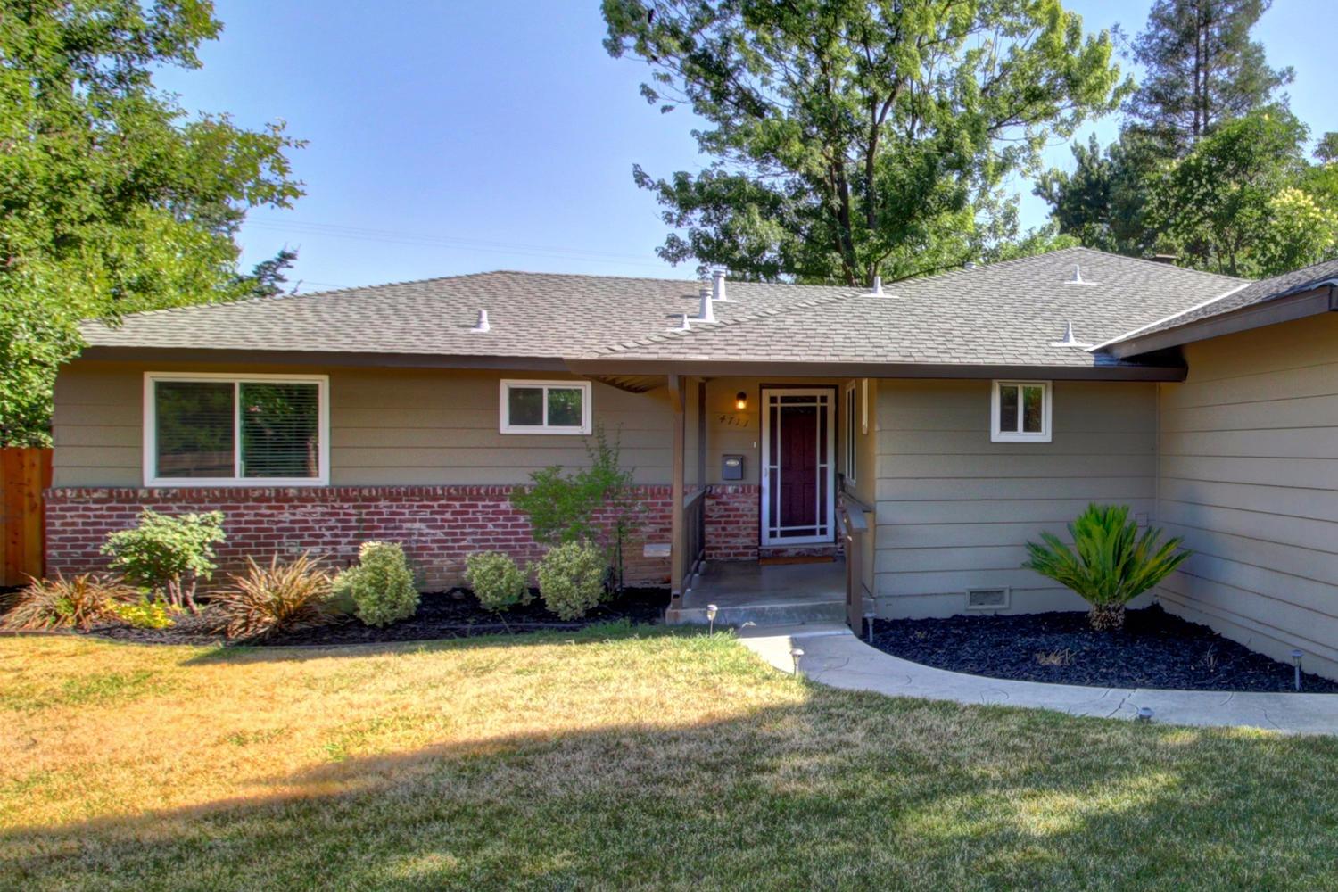 4711 Arden Way, Carmichael, CA 95608 photo 2