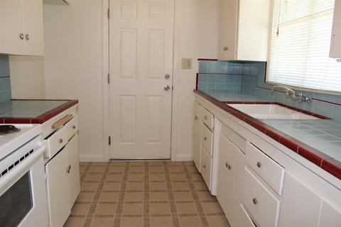 2114 Miller, Modesto, CA 95354 photo 4