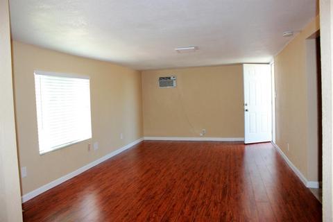 336 E Watters Rd, French Camp, CA 95231 photo 3