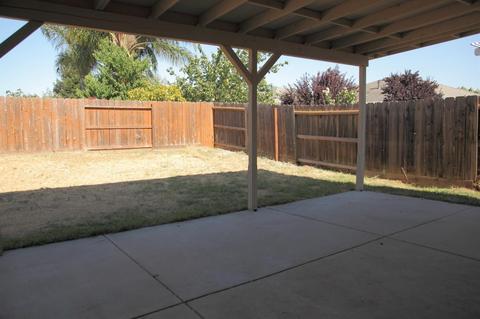 3420 Summer Dr, Modesto, CA 95355 photo 4