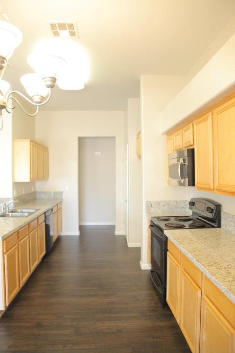 3420 Summer Dr, Modesto, CA 95355 photo 12