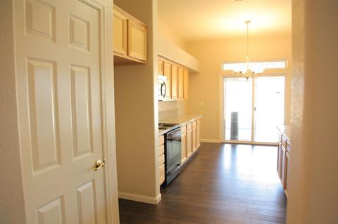 3420 Summer Dr, Modesto, CA 95355 photo 8