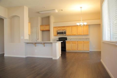 3420 Summer Dr, Modesto, CA 95355 photo 7