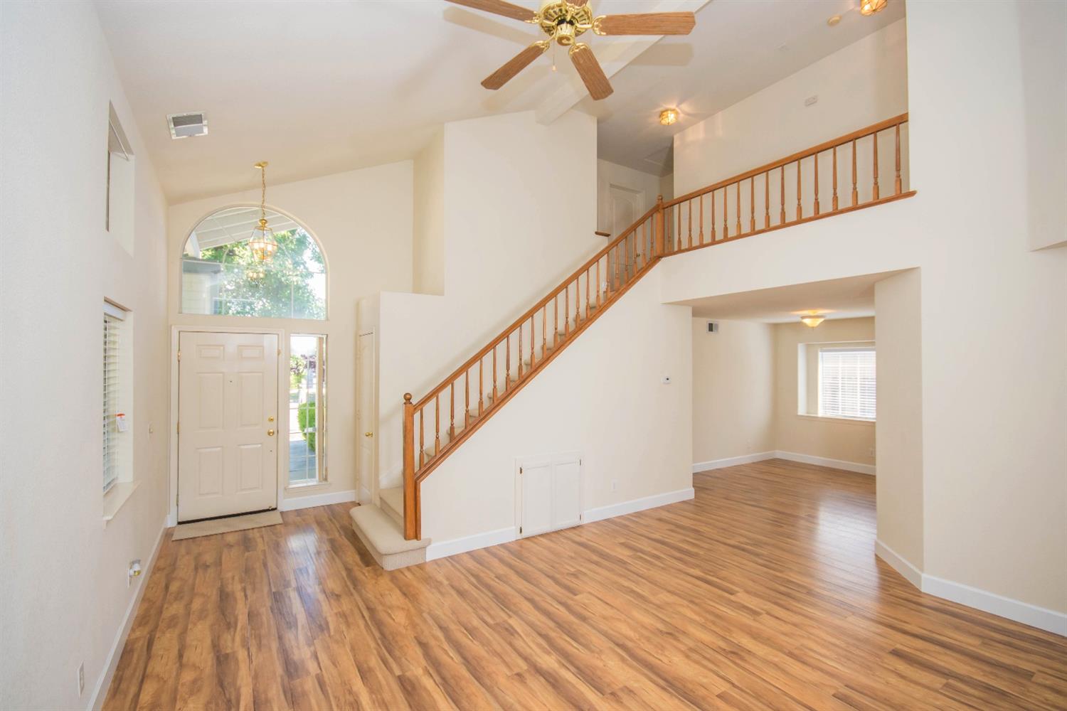 8541 Shadow Crest Cir, Antelope, CA 95843 photo 7