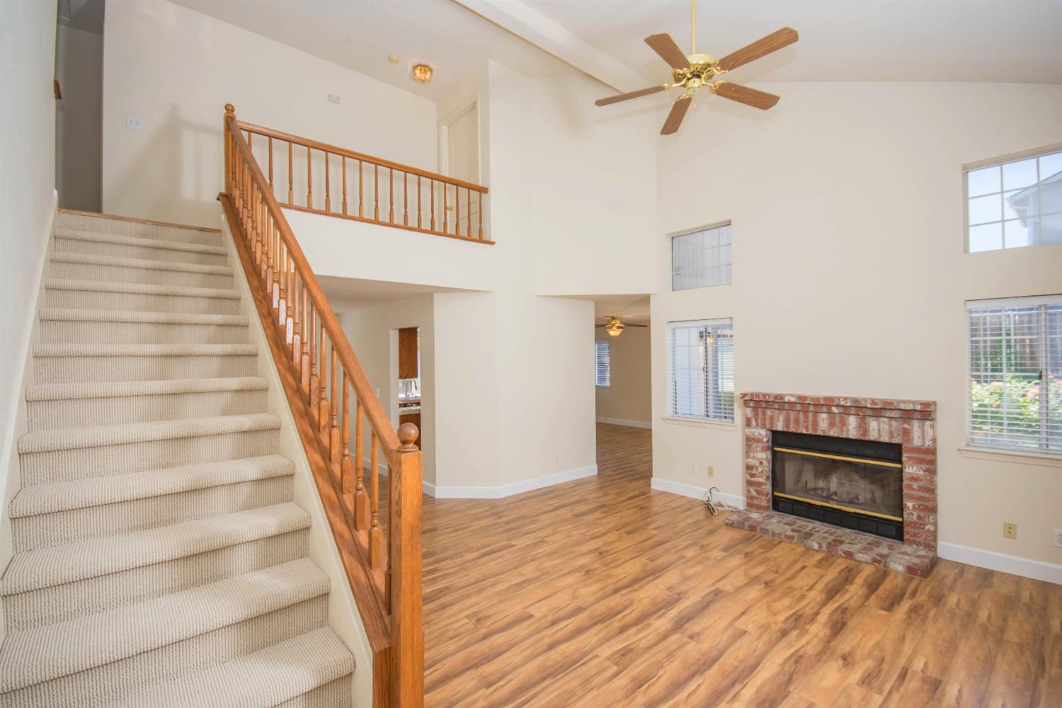8541 Shadow Crest Cir, Antelope, CA 95843 photo 6