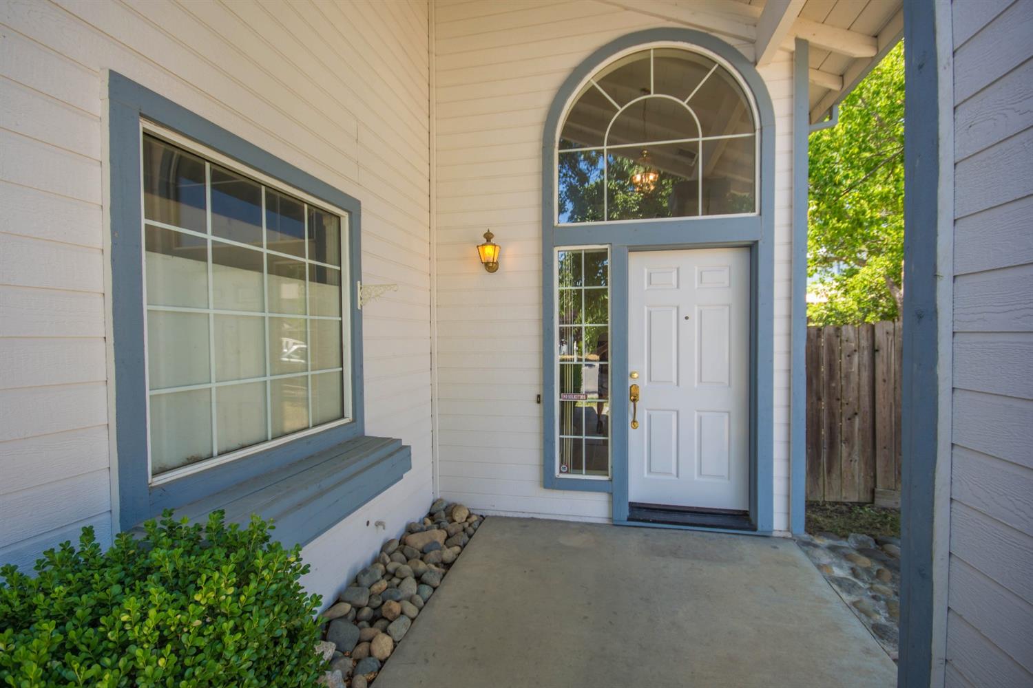 8541 Shadow Crest Cir, Antelope, CA 95843 photo 4