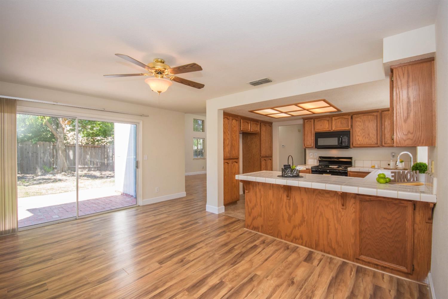 8541 Shadow Crest Cir, Antelope, CA 95843 photo 15