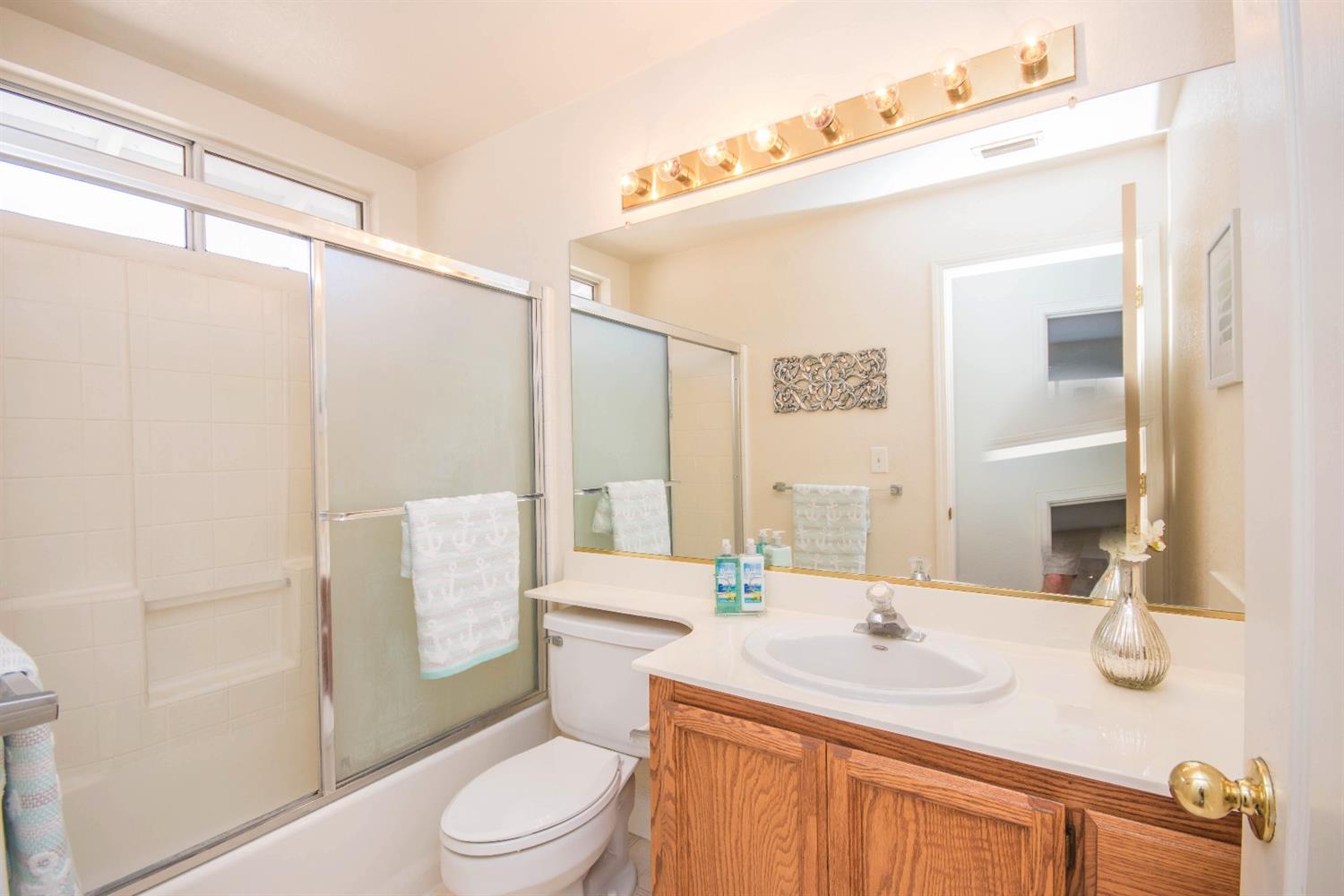 8541 Shadow Crest Cir, Antelope, CA 95843 photo 20