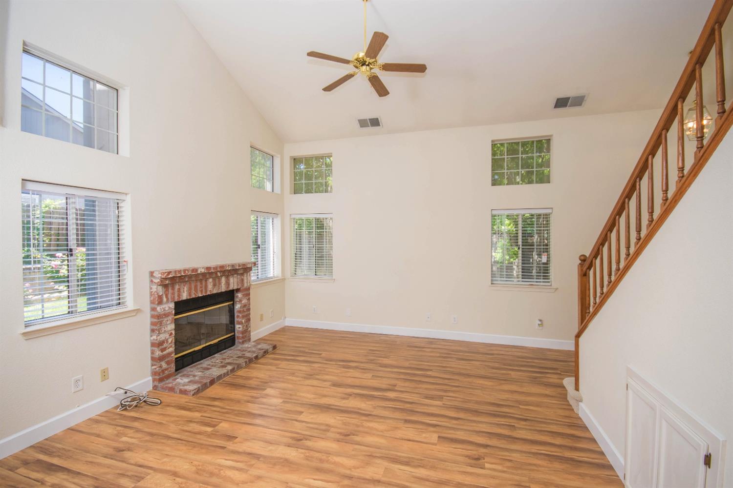8541 Shadow Crest Cir, Antelope, CA 95843 photo 8