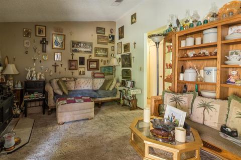 1810 Hunt Ave, Modesto, CA 95350 photo 11