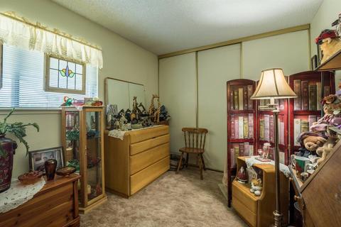 1810 Hunt Ave, Modesto, CA 95350 photo 9