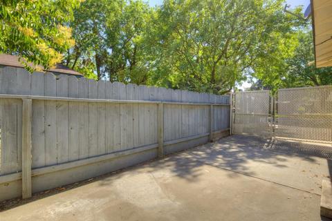 1810 Hunt Ave, Modesto, CA 95350 photo 18