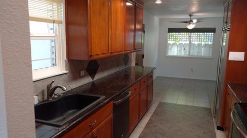 1129 Mcguire Dr, Modesto, CA 95355 photo 4