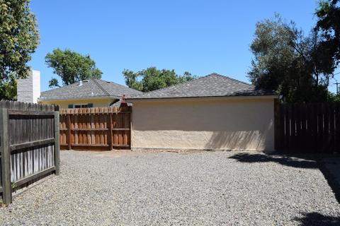 110 Las Palmas Ave, Modesto, CA 95354 photo 11