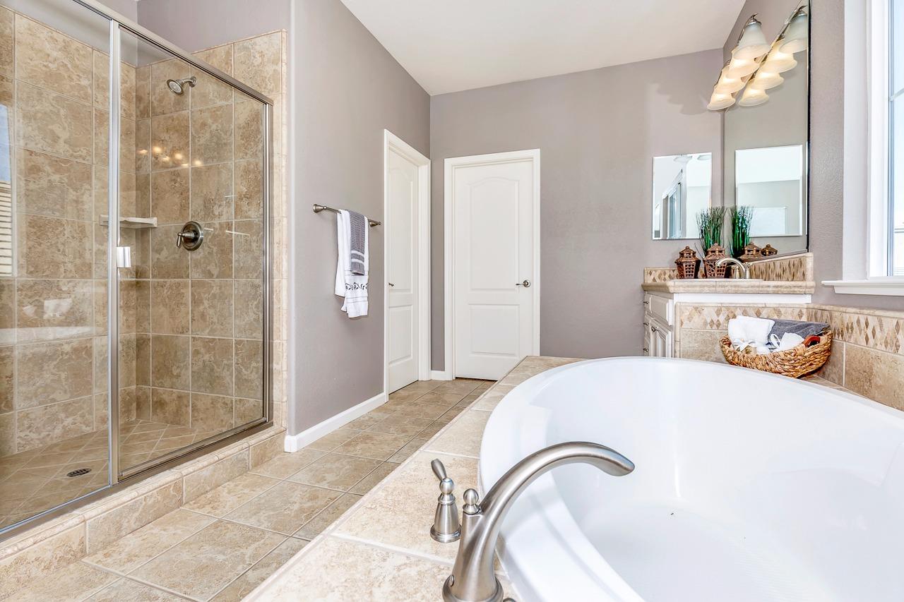 2143 Ranch View Dr, Rocklin, CA 95765 photo 17
