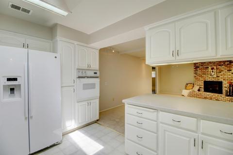648 Eisenhower St, Davis, CA 95616 photo 9