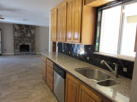 3605 Woodbine Dr, Modesto, CA 95355 photo 9