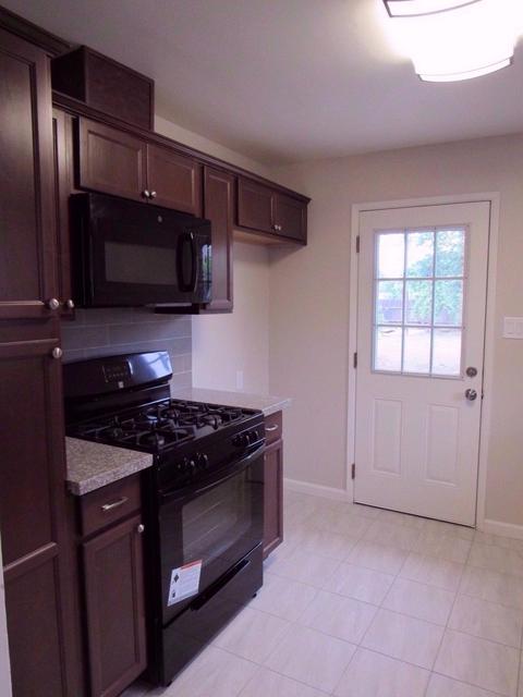 1119 W 2nd St, Merced, CA 95341 photo 11