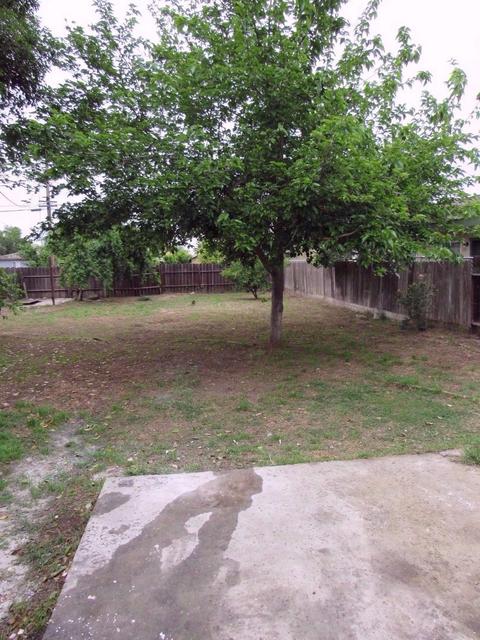 1119 W 2nd St, Merced, CA 95341 photo 17