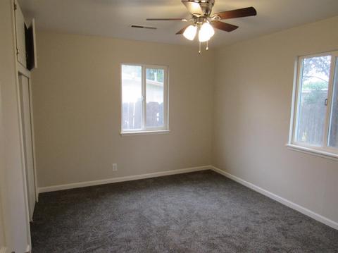 1119 W 2nd St, Merced, CA 95341 photo 15